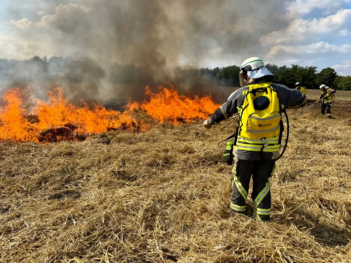 FW Hünxe: Durchführung eines Seminars zur Bekämpfung von Wald- und Vegetationsbränden