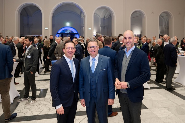 Pressemitteilung Nr. 003/2026 der Leibniz Universität Hannover   „Es lohnt sich, in diese Universität zu investieren“