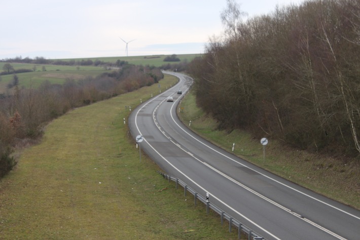 POL-PDKL: A62/Bann, Unfallzeugen gesucht