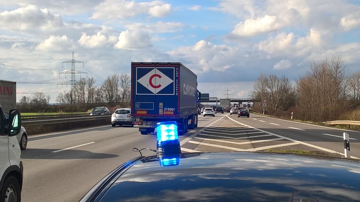 POL-PDNW: Polizeiautobahnstation / Kontrolltag Osterreiseverkehr und Rettungsgasse rund um Ludwigshafen