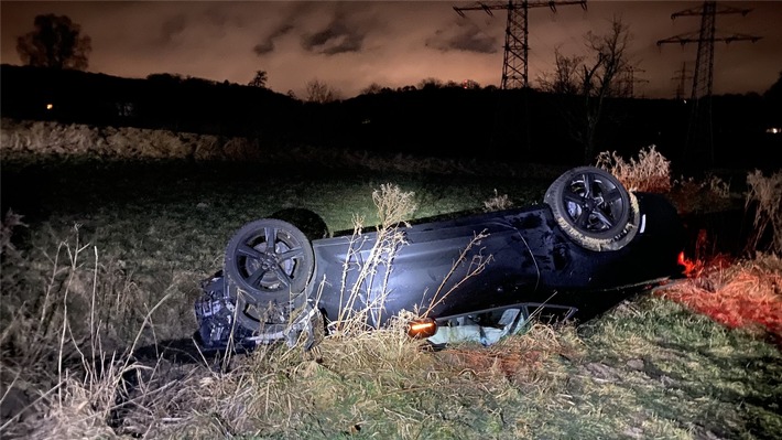 POL-ME: Camaro-Fahrer hatte mehrere Schutzengel - Velbert - 2401027