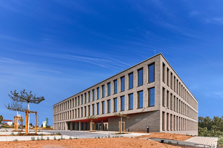 CSS AG zieht in neue Firmenzentrale in Danziger Straße / Künzeller Softwarehaus stellt Weichen für New Work und zukunftsweisende Innovation