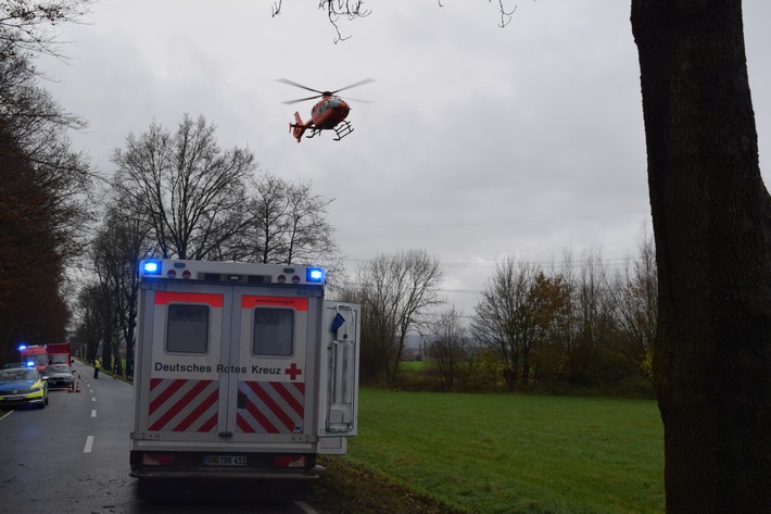 POL-NI: Stadthagen-Schwerer Verkehrsunfall zwischen Lindhorst und Sachsenhagen