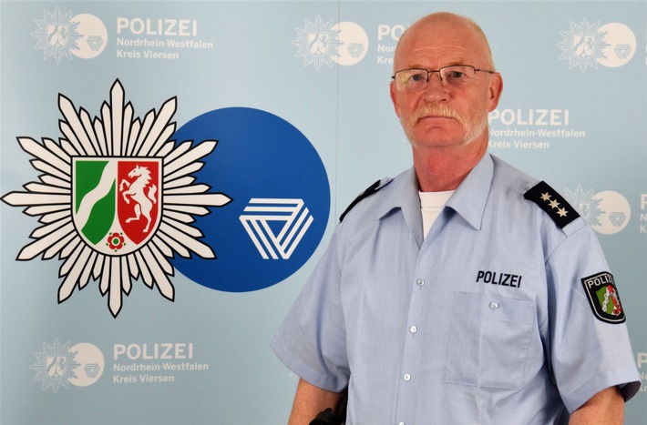 POL-VIE: Brüggen: Neuer Bezirksdienstbeamter: Bürgernaher Ansprechpartner - Elmar Wellmanns folgt auf Heinz Tappeßer (Fotoberichterstattung)