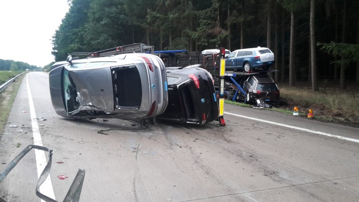 POL-VER: Nach Unfall: Vollsperrung der A27 (mit Fotos)