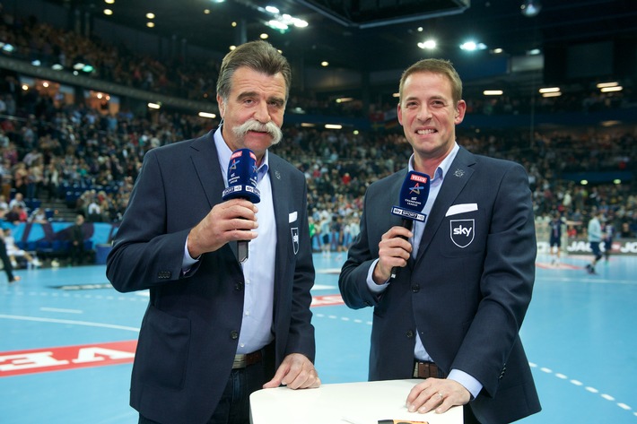Deutschland im Handballfieber: Das Topspiel gegen Dänemark am Dienstag live bei Sky / O-Töne von Bundestrainer Sigurdsson und Sky Experte Schwalb