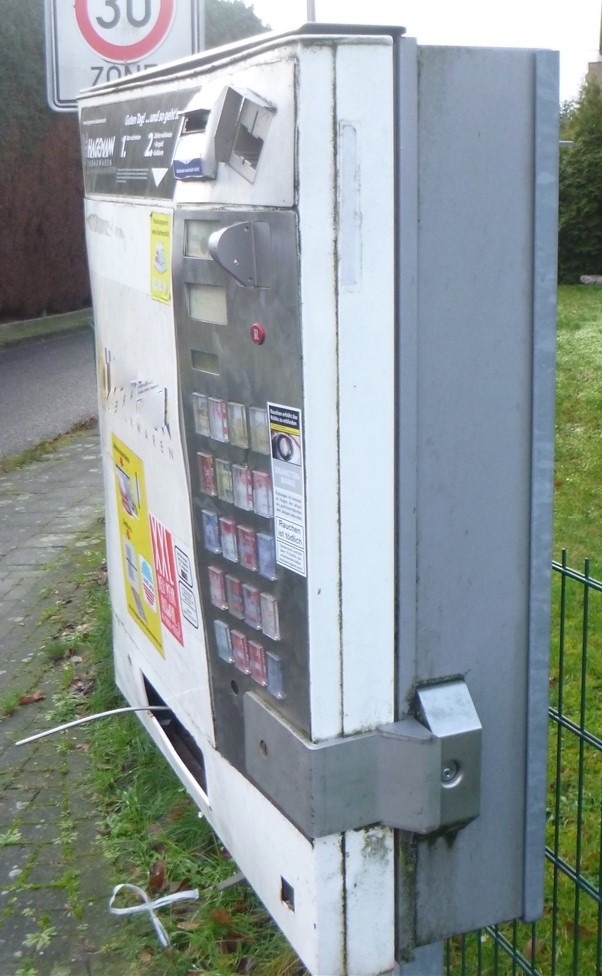 POL-BOR: Gronau - Zigarettenautomaten deformiert / Tatzeit unklar