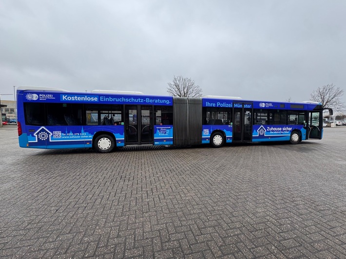 POL-MS: Das Netzwerk "Zuhause Sicher" und die Polizei Münster präsentieren neu foliierten Bus der Schutzgemeinschaft Münster