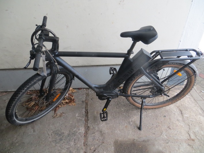 POL-HM: Eigentümer gesucht - Wem gehört dieses Fahrrad?