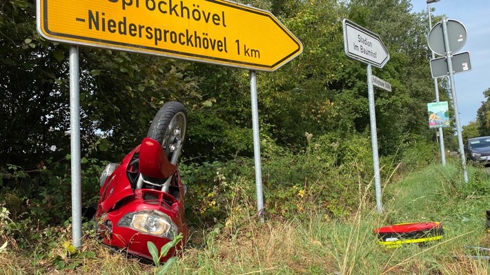 FW-EN: Schwerer Motorradunfall auf Kreuzung - Krad überschlagen (Bildmaterial vorhanden)