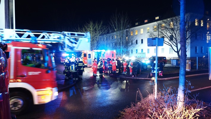 FW-MK: Brand in Asylunterkunft