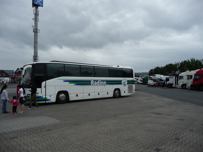 POL-GS: Buskontrolle zum Beginn der Ferienzeit