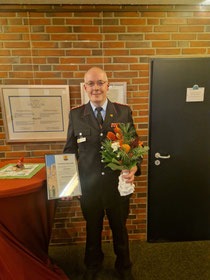 FW-OLL: Jörg Schmidt zum Gemeindebrandmeister der Feuerwehr Hude ernannt
