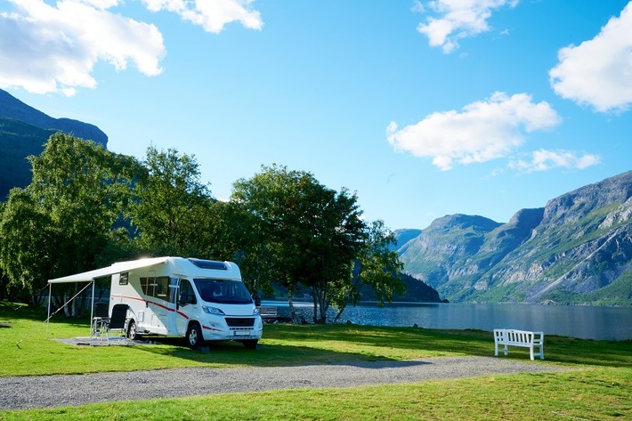 Tipps für den Saisonstart: Sicher unterwegs mit Wohnmobil und Wohnwagen