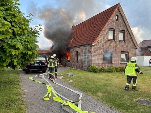 POL-WHV: Brand eines Einfamilienhauses
