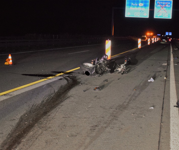 POL-PDKL: Motorradunfall mit Schwerverletztem führt zu weiteren Unfällen