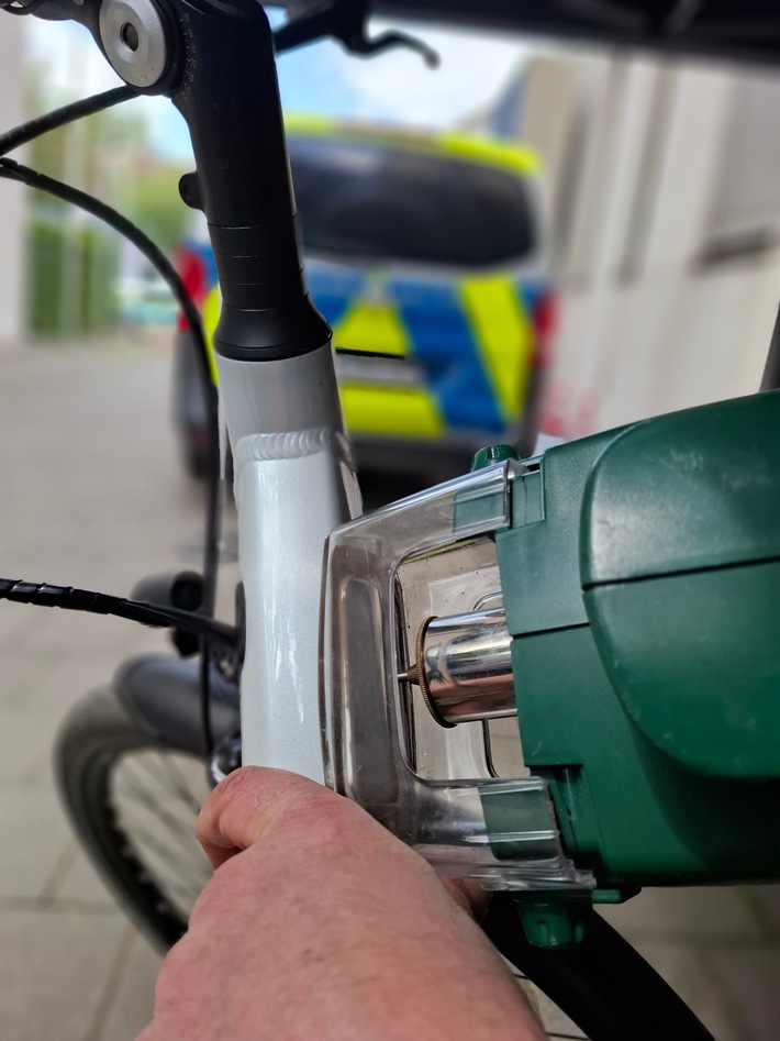 POL-DA: Darmstadt: Polizei codiert 50 Fahrräder
