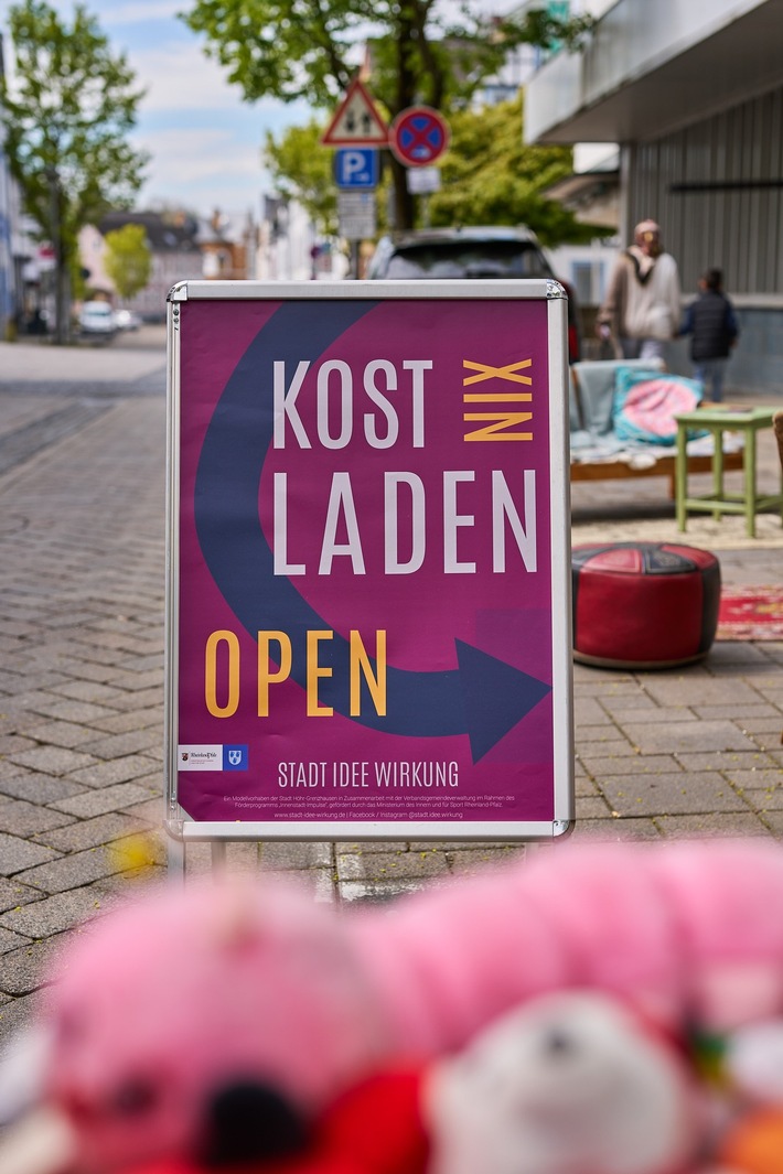 Alles umsonst zu haben: Neuer KostNixLaden in Höhr-Grenzhausen