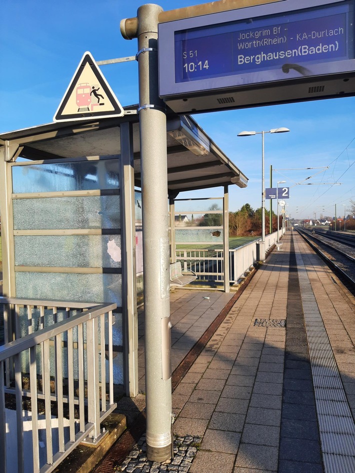 BPOL-KL: Zeugenaufruf - Sachbeschädigung am Haltepunkt in Rheinzabern