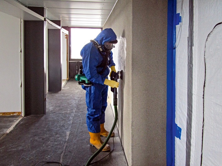 Zahlen zu Sicherheit und Gesundheit am Bau: Asbest Todesursache Nummer Eins