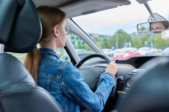 Über 90 Prozent der jungen Erwachsenen wollen ein eigenes Auto: ACV fordert zeitgemäße und bezahlbare Führerscheinausbildung