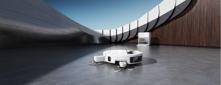 Mit dem MaxiReachX[TM]-System wurde der V70 Ultra Complete speziell dafür entwickelt, schwer erreichbare Bereiche zu reinigen, die herkömmliche Saugroboter oft auslassen. / Weiterer Text über ots und www.presseportal.de/nr/182374 / Die Verwendung dieses Bildes für redaktionelle Zwecke ist unter Beachtung aller mitgeteilten Nutzungsbedingungen zulässig und dann auch honorarfrei. Veröffentlichung ausschließlich mit Bildrechte-Hinweis.