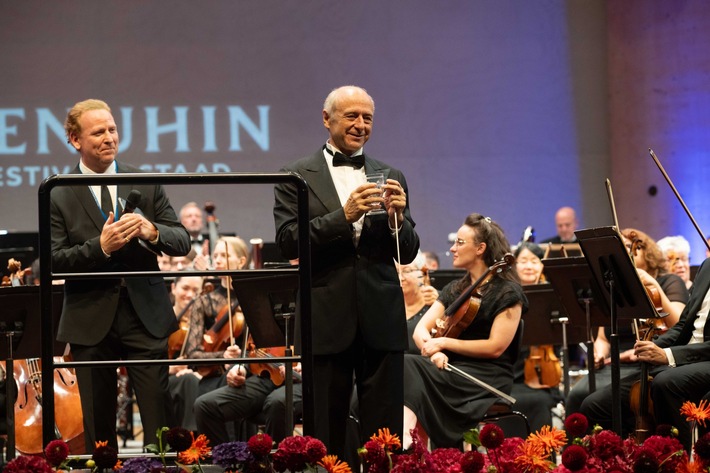 Beethoven Friendship Award geht an Iván Fischer