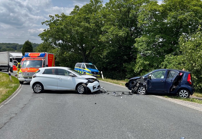 POL-ME: Mit Auto in Gegenverkehr geraten - 2506018