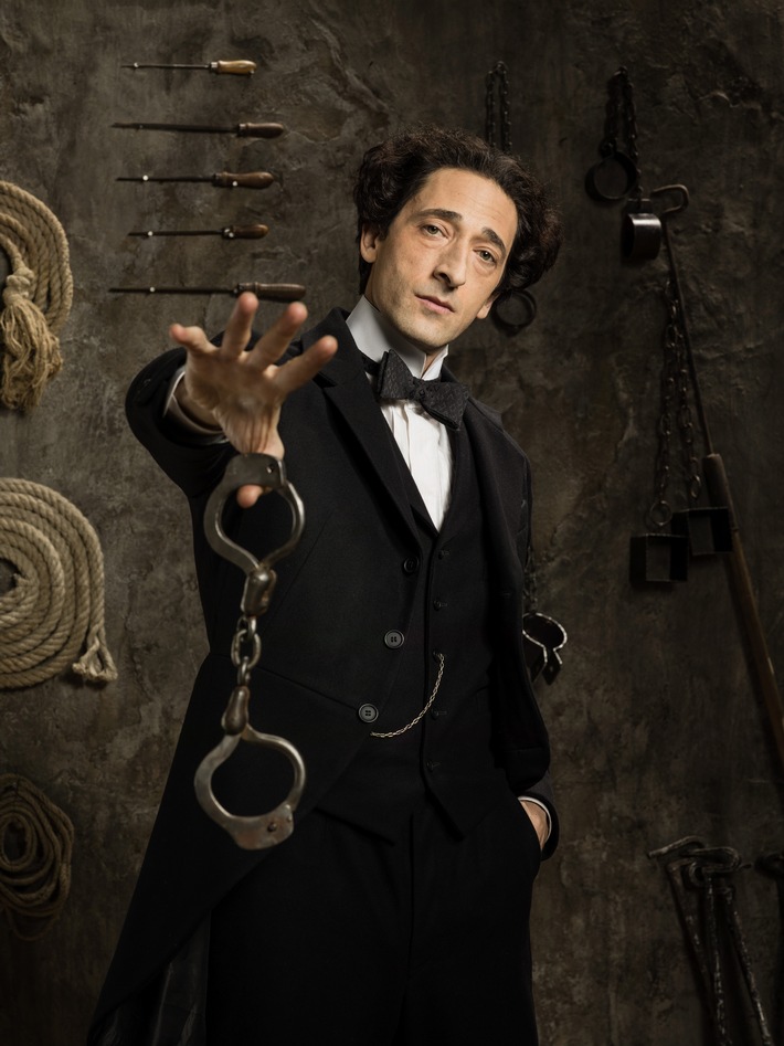 Ein Meister der Magie und der Entfesselung: &quot;Houdini&quot;, inszeniert von Uli Edel, exklusiv auf Sky