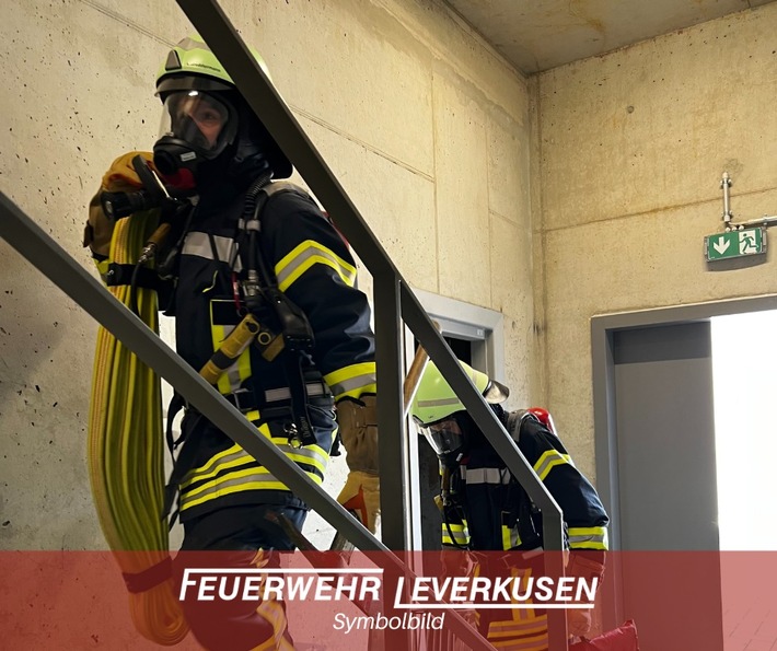 FW-LEV: Balkonbrand in Leverkusen Schöne Aussicht