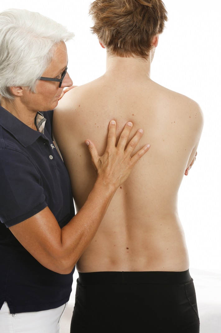 VOD und BVO kritisieren methodische Schwächen des IGeL-Monitors zu Osteopathie bei Kreuzschmerzen. / Weiterer Text über ots und www.presseportal.de/nr/79623 / Die Verwendung dieses Bildes für redaktionelle Zwecke ist unter Beachtung aller mitgeteilten Nutzungsbedingungen zulässig und dann auch honorarfrei. Veröffentlichung ausschließlich mit Bildrechte-Hinweis.