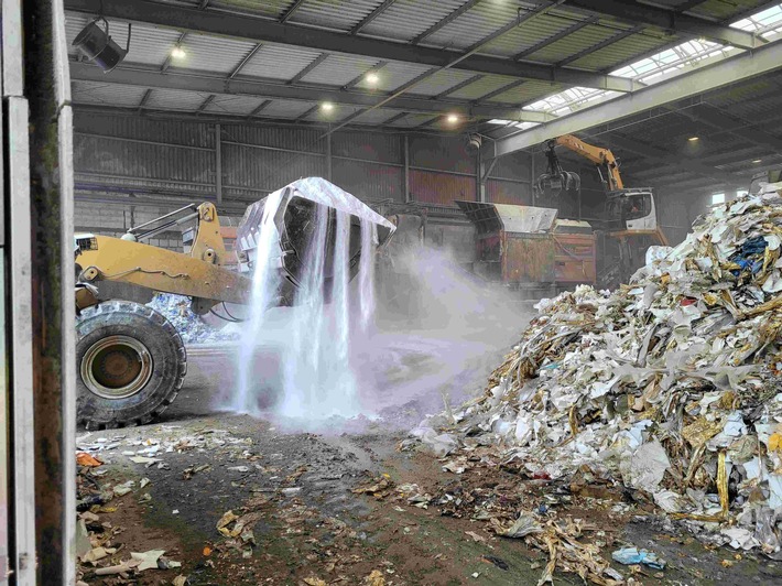 HZA-AC: Hauptzollamt Aachen vernichtet 23,6 Tonnen Waschpulver