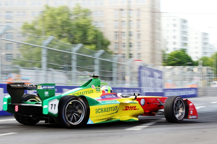 Schaeffler expandiert im Bereich Elektromobilität / Produktportfolio: Technologien für Hybrid- und Elektrofahrzeuge