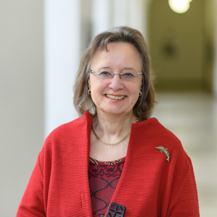 Professorin Rosemarie Tracy erhält den Wilhelm von Humboldt-Lebenswerkpreis
