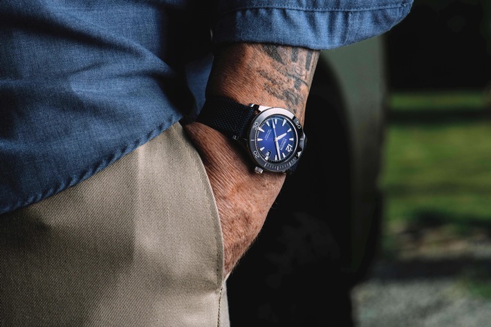 Sportlichkeit in zeitlos lässigem Design: Union Glashütte präsentiert in seiner stilvollen Noramis-Linie die erste Taucheruhr, die Noramis Datum Sport, Taucheruhr, Automatikuhr, mechanische Uhr aus Deutschland, Made in Germany, deutsche Uhrenmarke, Uhrmacherkunst, Zeitmesser / Weiterer Text über ots und www.presseportal.de/nr/156277 / Die Verwendung dieses Bildes ist für redaktionelle Zwecke unter Beachtung ggf. genannter Nutzungsbedingungen honorarfrei. Veröffentlichung bitte mit Bildrechte-Hinweis.