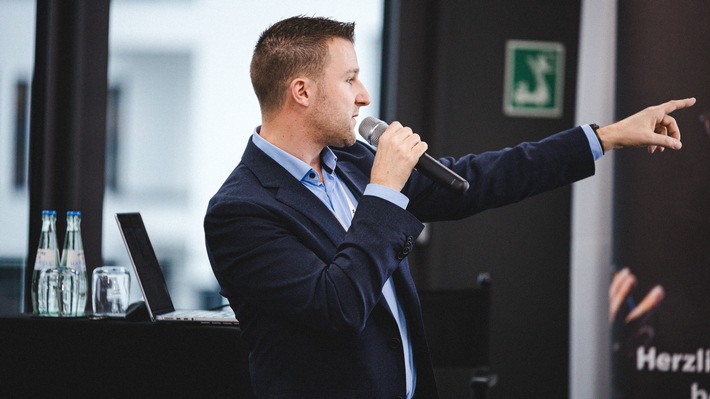 Marco Schröder von der 3 Plus Solutions GmbH & Co. KG: Warum Vertrauen der Schlüssel zum Erfolg einer Website ist