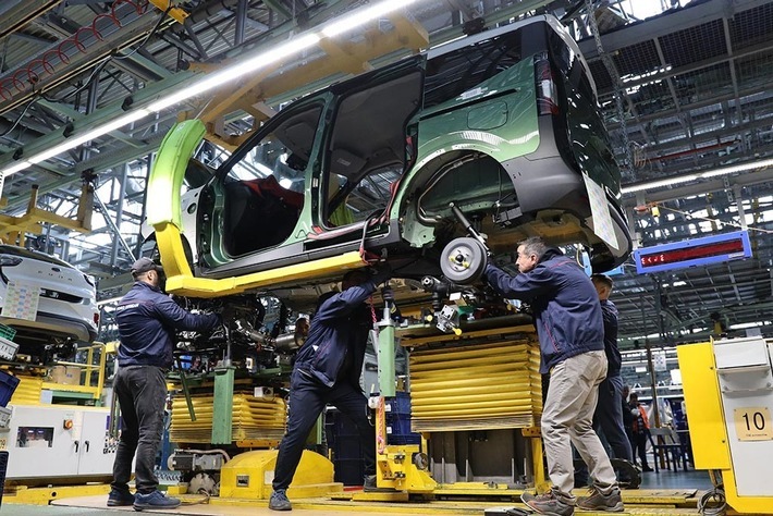 Im Ford-Werk in Craiova startet die Produktion des Transit und Tourneo Courier. / Weiterer Text über ots und www.presseportal.de/nr/6955 / Die Verwendung dieses Bildes für redaktionelle Zwecke ist unter Beachtung aller mitgeteilten Nutzungsbedingungen zulässig und dann auch honorarfrei. Veröffentlichung ausschließlich mit Bildrechte-Hinweis.