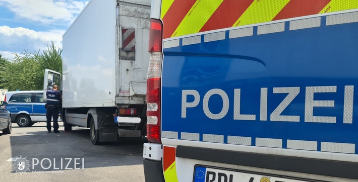 POL-PPRP: Umzug mit Hindernissen - Polizei stoppt Umzugswagen wegen Drogenfahrt