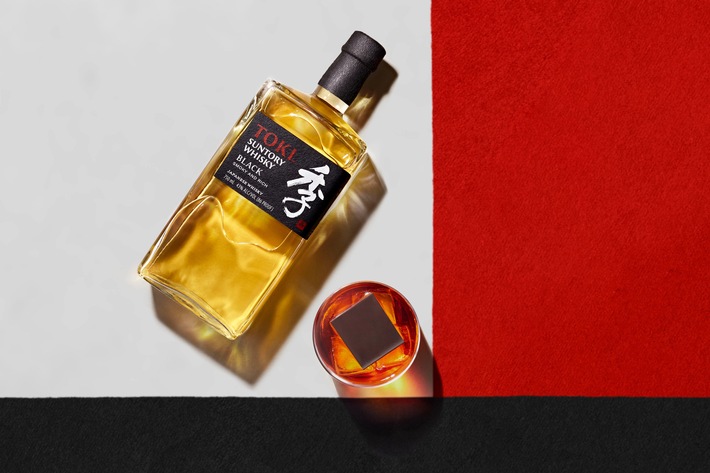 Suntory Whisky Toki würdigt mit dem Launch von Toki Black den Erfindergeist und den kulturellen Reichtum Japans