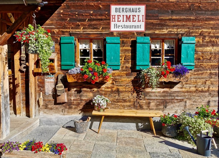 Eintauchen in verschiedene Welten – vom luxuriösen Chalet bis zum geschichtsträchtigen Maiensäss