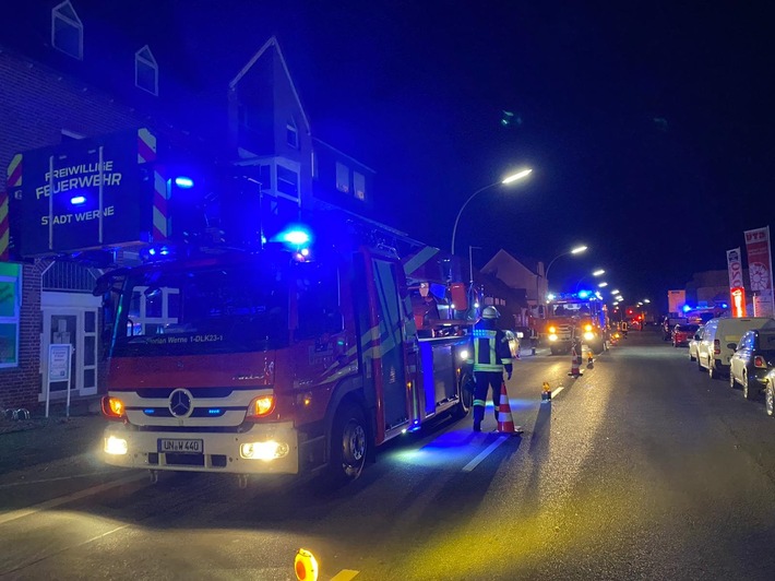 FW-WRN: Ein arbeitsreicher Tag liegt hinter der Freiwilligen Feuerwehr Werne. Zu fünf Einsätzen sind die freiwilligen Einsatzkräfte der Freiwilligen Feuerwehr Werne heute alarmiert worden.