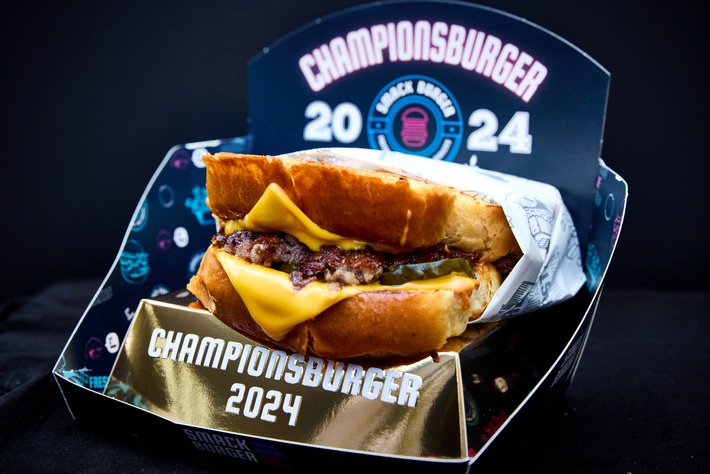 Köln im siebten Burgerhimmel: Das Foodtruck-Event &quot;The Champions Burger&quot; begeistert in der Domstadt