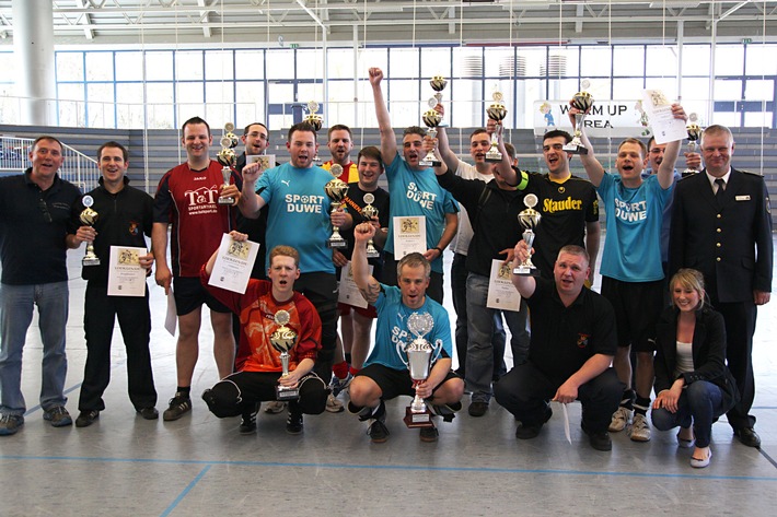 FW-E: Freiwillige Feuerwehr Essen Borbeck ist Fußball-Stadtmeister 2013