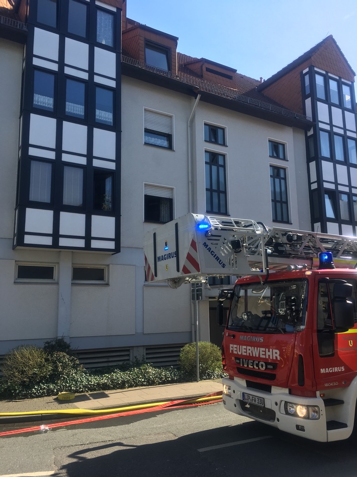 FW Lage: Feuer 3 / Brand in Mehrfamilienhaus - 22.03.2019 - 11:56 Uhr