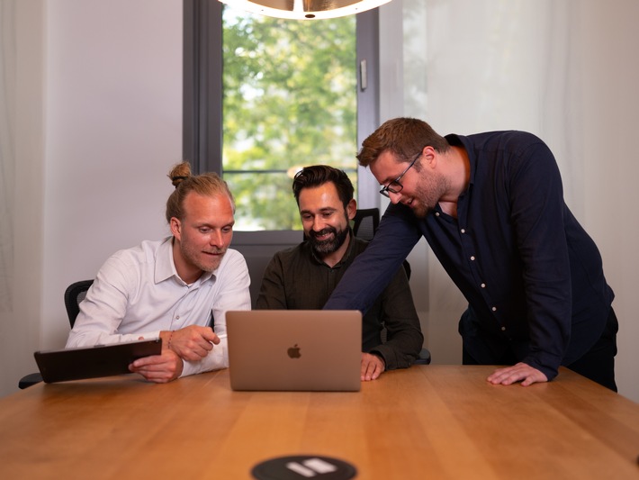"VOLLE KURSE" mit der Apiron Group: Warum Bildungsträger sich jetzt digitalisieren sollten