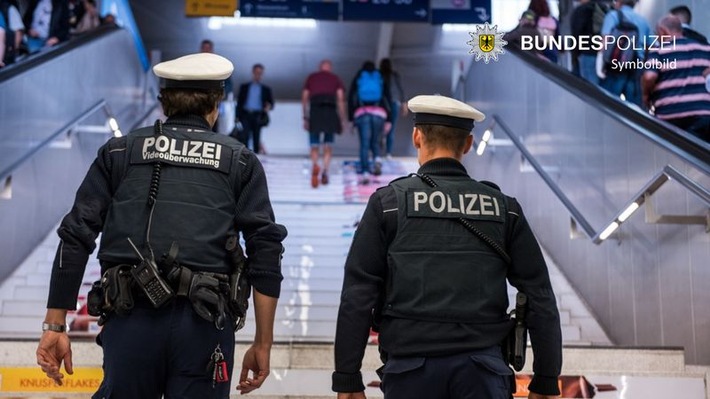Bundespolizeidirektion München: Mit dem E-Roller fast ins Gefängnis - 27-Jähriger kann Haftstrafe abwenden