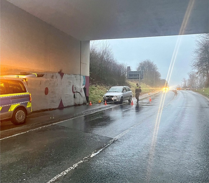 POL-EN: Ennepe-Ruhr-Kreis: Schwerpunkteinsatz Dunkle Jahreszeit- Polizei kontrolliert Fahrzeuge und Personen im Kreisgebiet