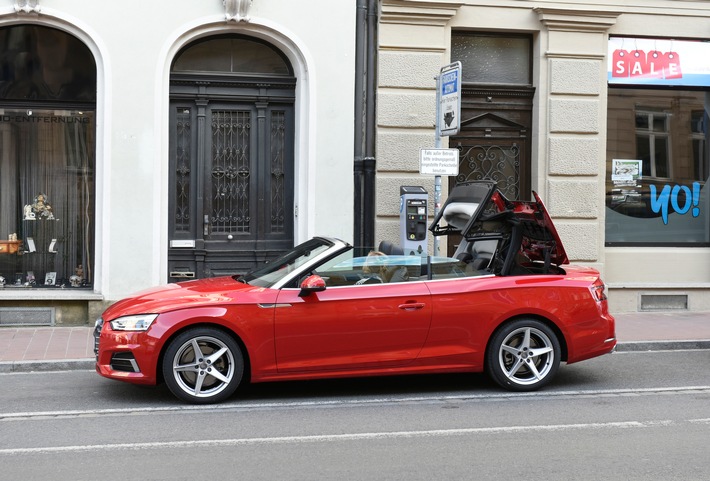 Cabrio mit offenem Verdeck parken: Was sagt Versicherung /
Wer Diebstahl leichtfertig ermöglicht, riskiert Versicherungsschutz