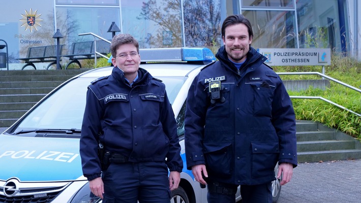POL-OH: "Auf Streife" - Die Reportage: Gaschler (41) und Klimek (30) brennen für ihren Job - Schutzpolizei hautnah