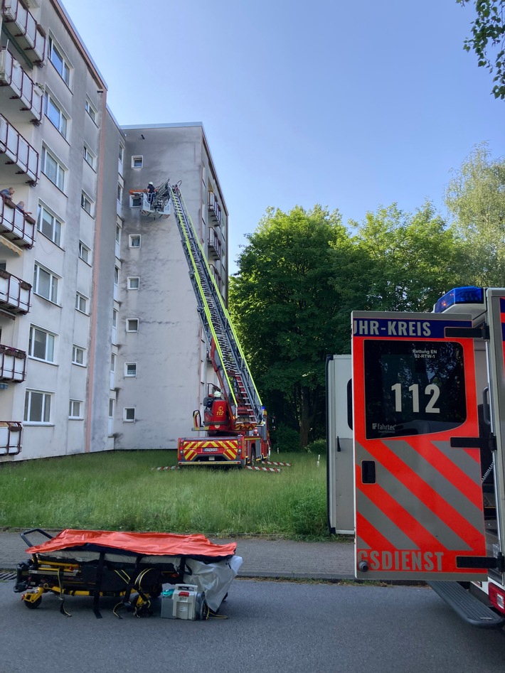 FW-EN: Hattinger Feuerwehr mehrfach im Einsatz